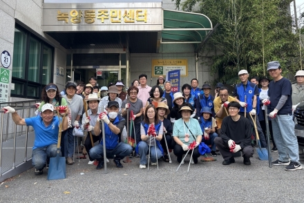 장마 앞둔 녹양동, 빗물받이 대청소 전격 실시… 원도심 저지대 침수 차단 총력