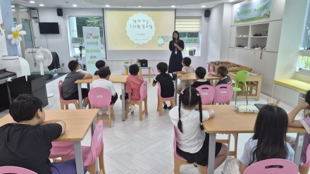 동두천시, ‘찾아가는 EM환경교실’ 가동… 어린이 자원순환 교육 실시